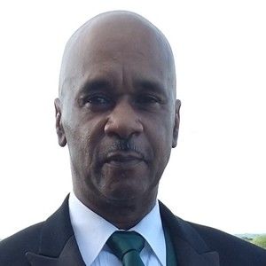 Meet your Posher, Larry